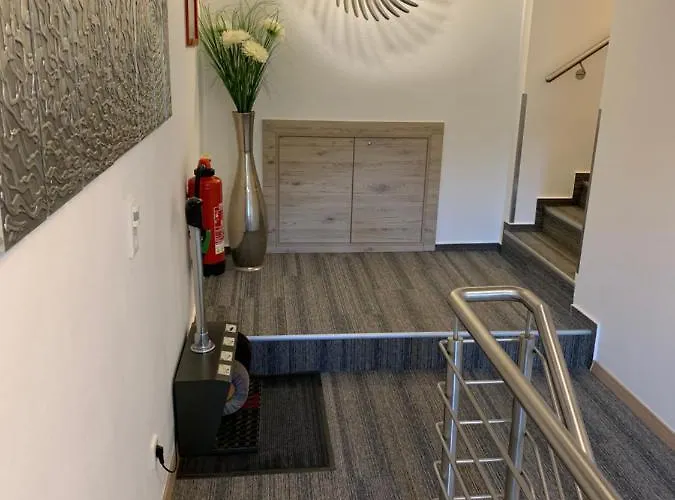 Отель Hotel-restaurant Haus Waldesruh Боркен