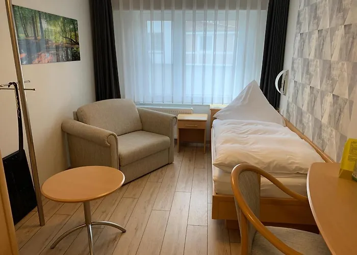 Отель Hotel-restaurant Haus Waldesruh Боркен