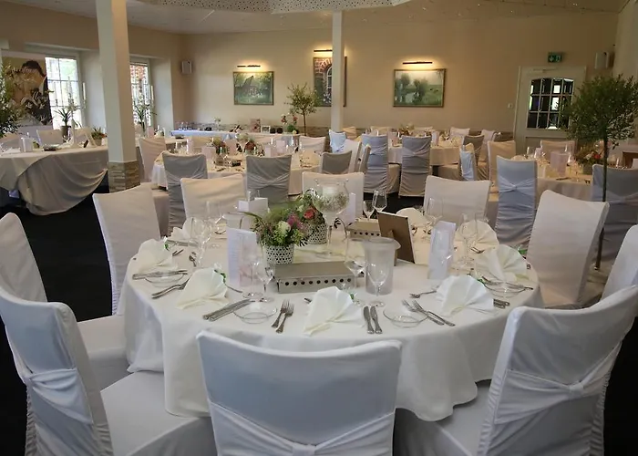 Hotel-restaurant Haus Waldesruh 3* بوركن